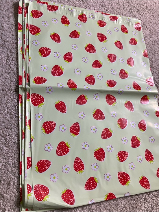 Other - Strawberry Polymailers 14.5 x 19  Pack of 10 NWT